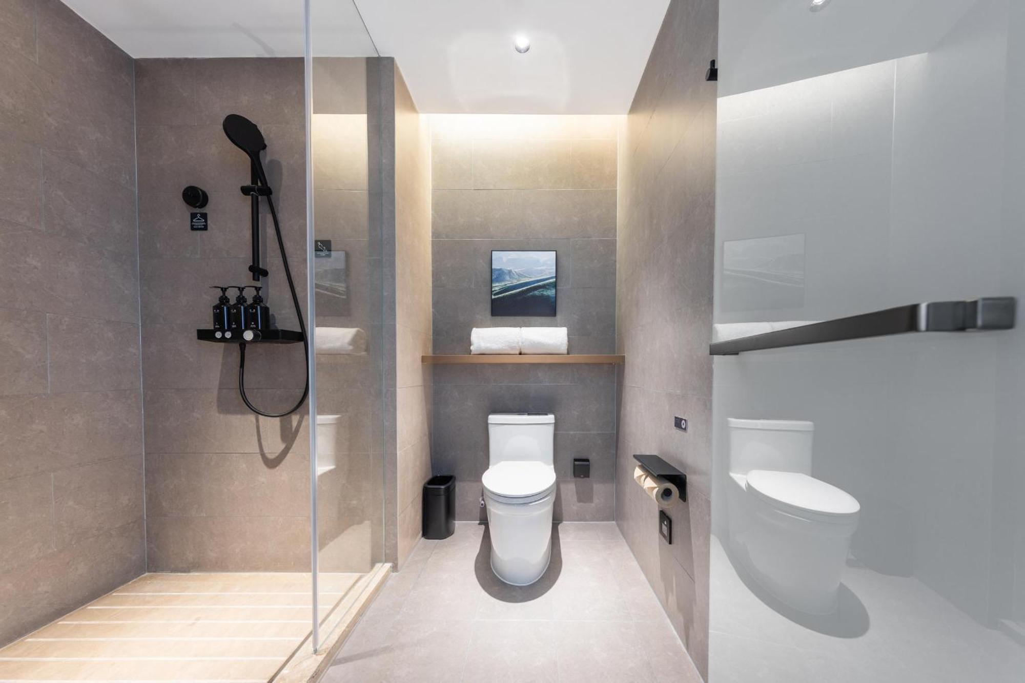 Atour Hotel Wuhan Chuhe Han Street Hongshan Plaza Екстериор снимка