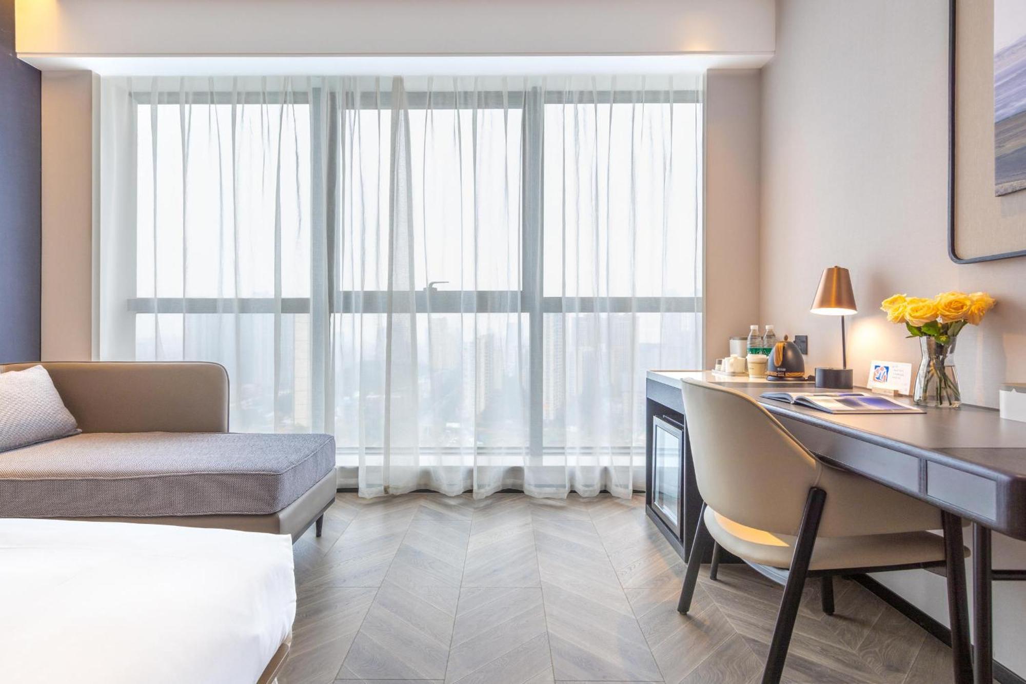 Atour Hotel Wuhan Chuhe Han Street Hongshan Plaza Екстериор снимка