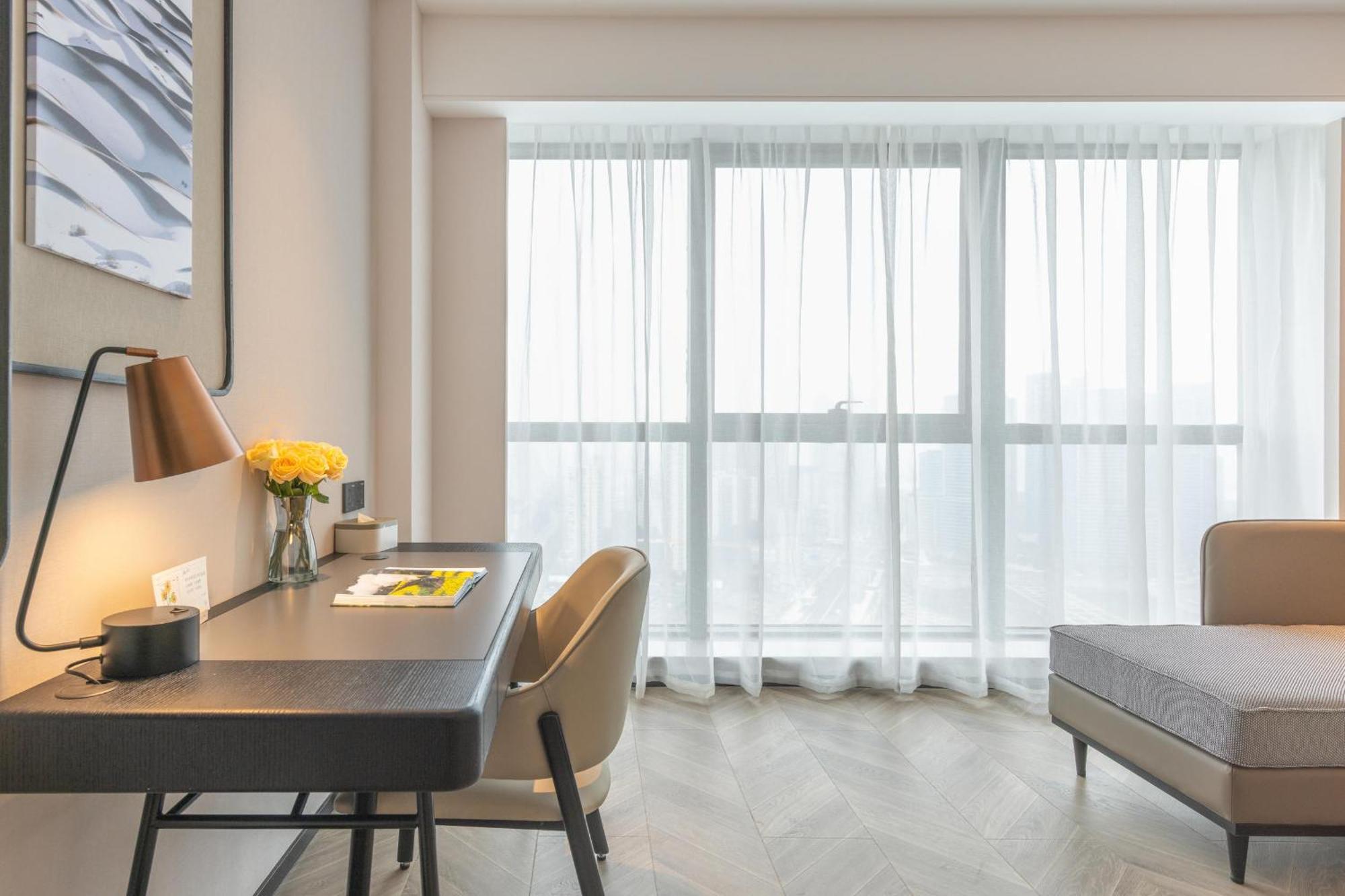 Atour Hotel Wuhan Chuhe Han Street Hongshan Plaza Екстериор снимка